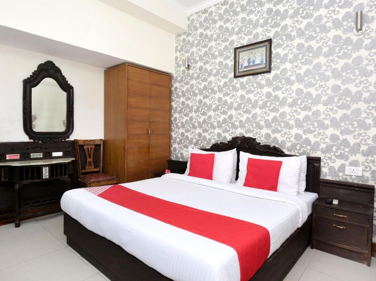 Hotel City Paradise Chandīgarh Buitenkant foto