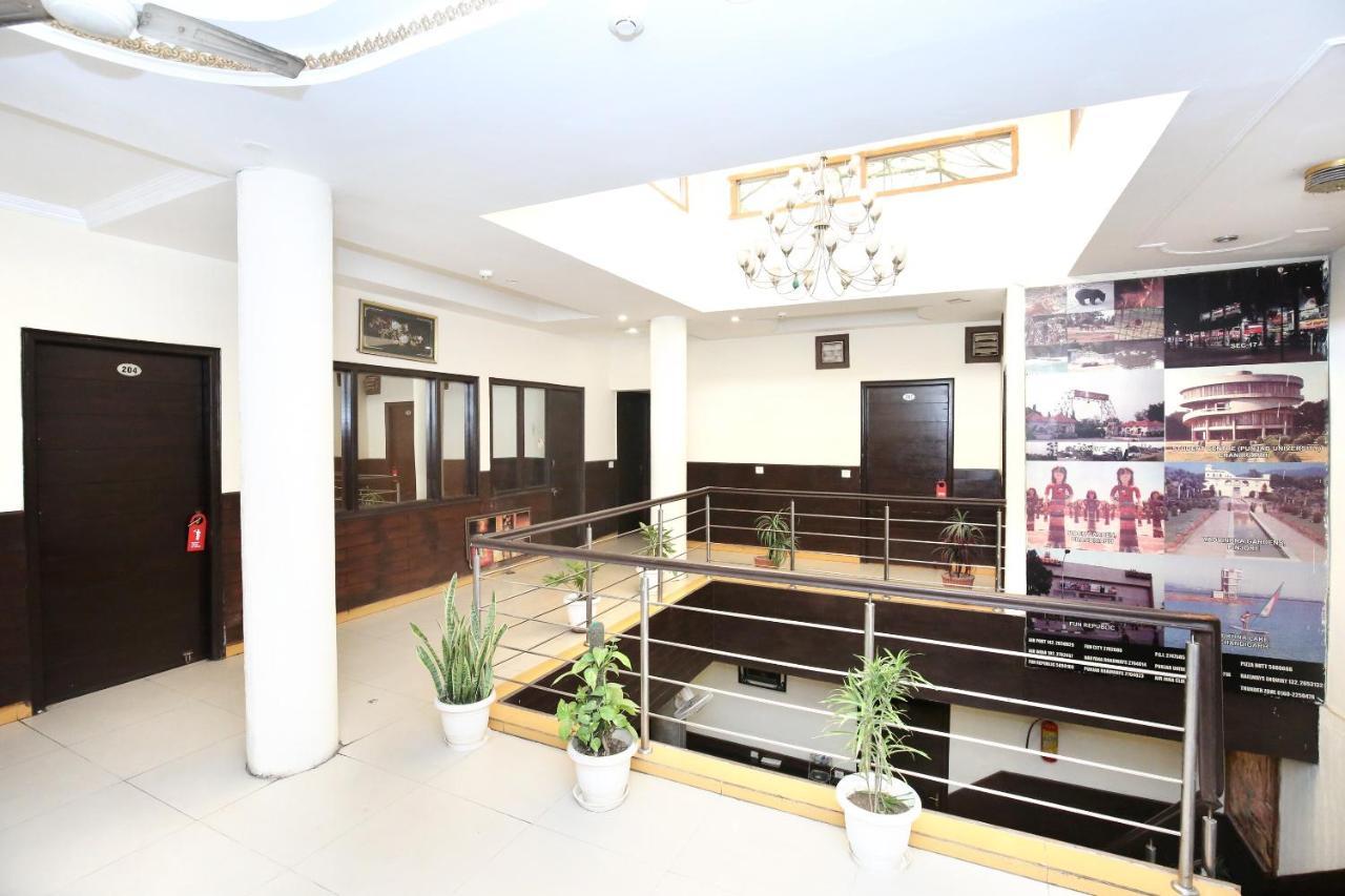 Hotel City Paradise Chandīgarh Buitenkant foto