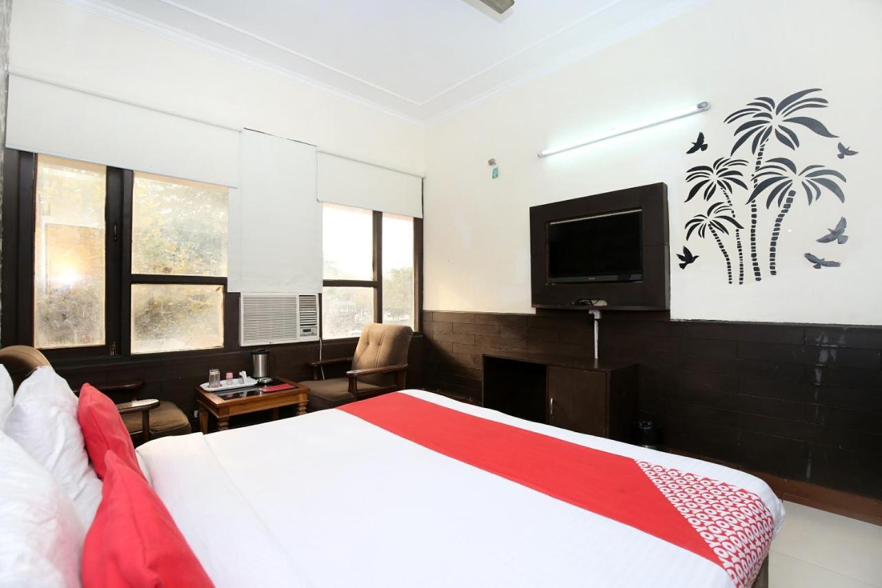 Hotel City Paradise Chandīgarh Buitenkant foto
