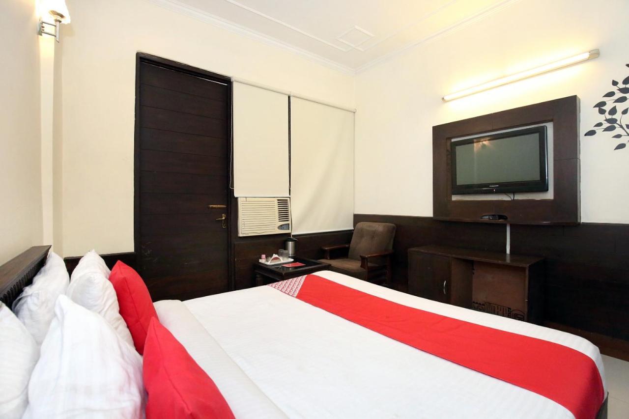 Hotel City Paradise Chandīgarh Buitenkant foto