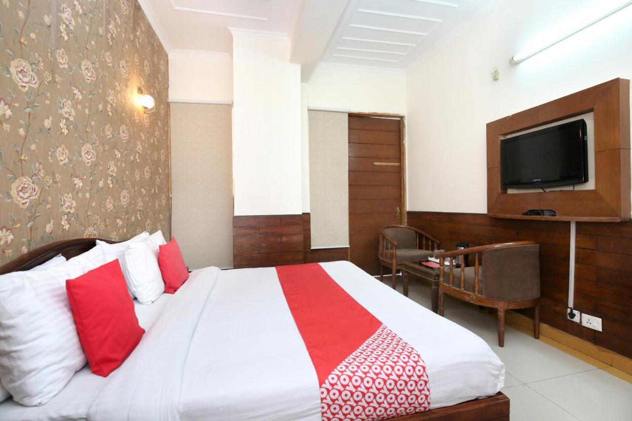 Hotel City Paradise Chandīgarh Buitenkant foto