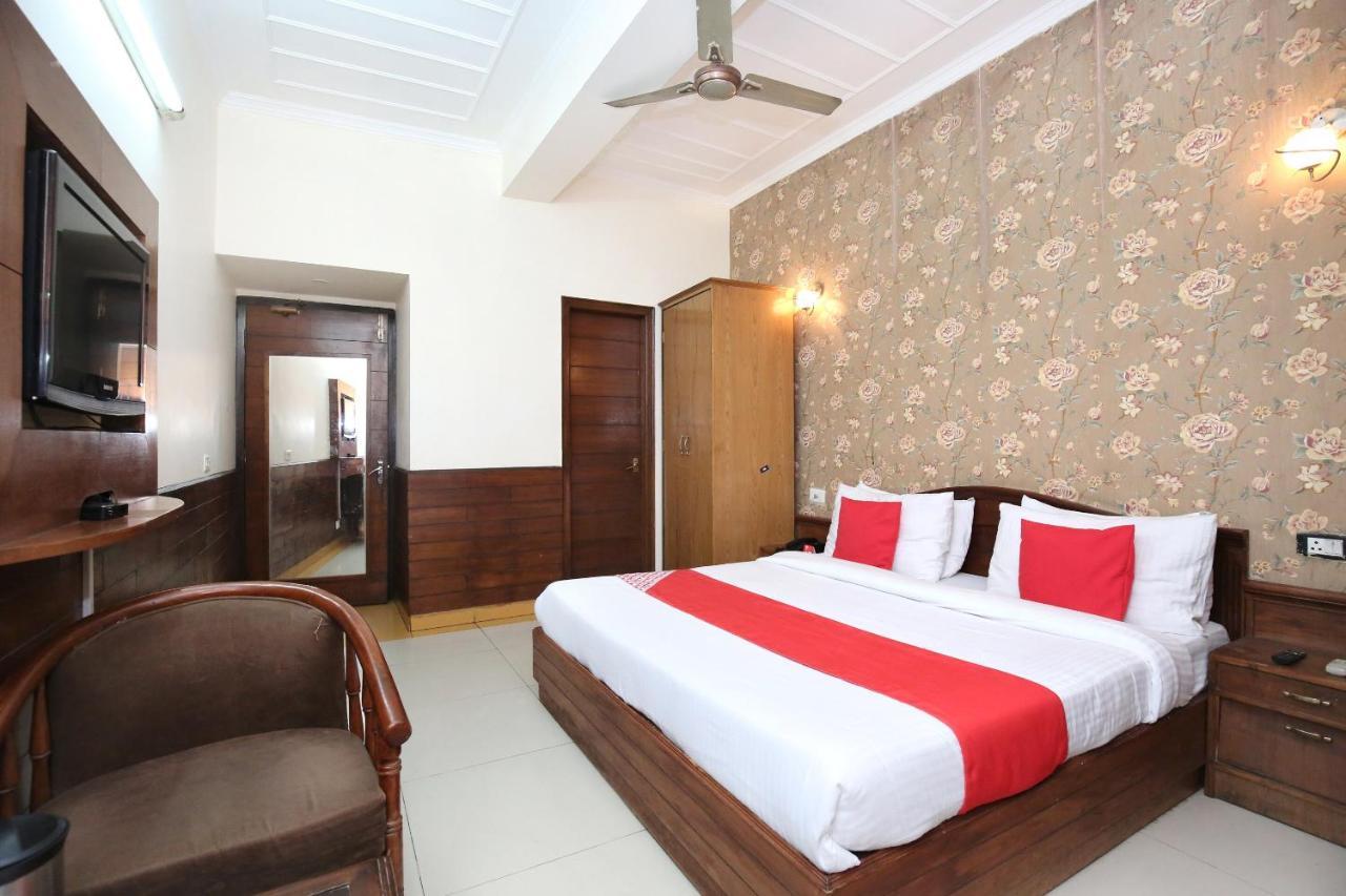 Hotel City Paradise Chandīgarh Buitenkant foto