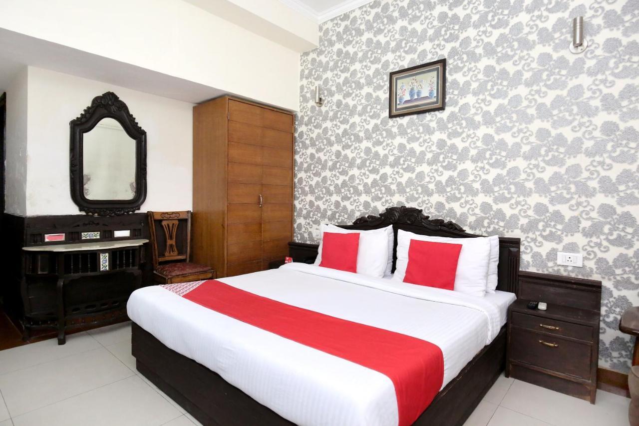 Hotel City Paradise Chandīgarh Buitenkant foto