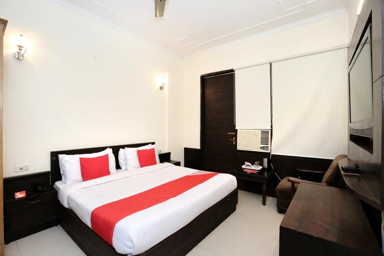 Hotel City Paradise Chandīgarh Buitenkant foto